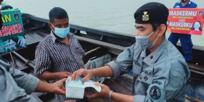 Cegah Penularan Corona Lewat Aktivitas Melaut, 500 Masker Dibagikan Gratis