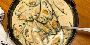 Enno Lerian Bagikan Resep Mussel Garlic Butter ala Resto