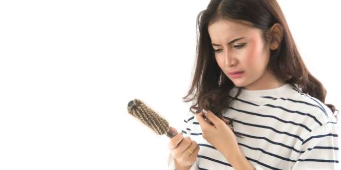 Penyebab dan Cara Mengatasi Rambut Rontok