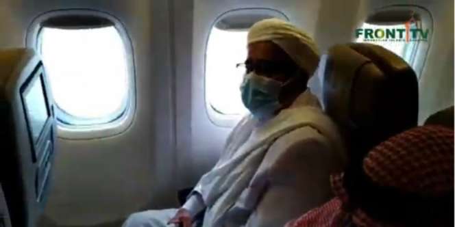 Rizieq Shihab Tiba di Bandara Soekarno-Hatta