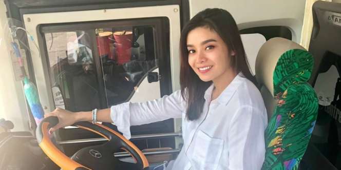 Aprilia Lestari, Si Cantik di Dunia yang 'Laki Banget'