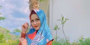 Baru Mualaf, Foto DJ Katty Butterfly Bermukena Banjir Pujian