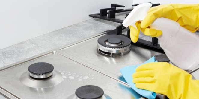 Cara Mudah Bersihkan Material Stainless Steel