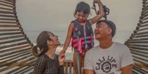 Ingin Foto Berdua Wijin, Gisella Anastasia Diawasi `Satpam` Imut
