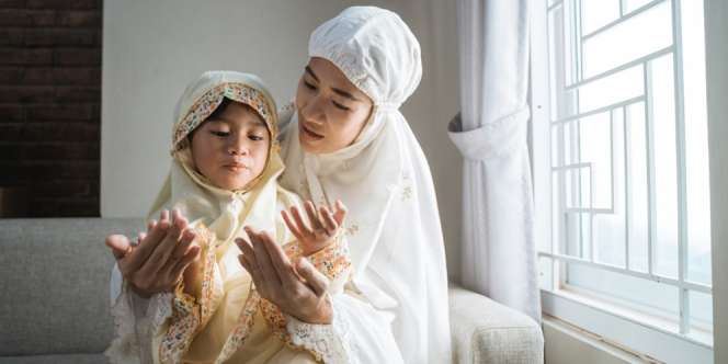 Shalat dan Doa, Kunci Meraih Pertolongan Hadapi Pandemi