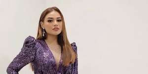 Gaya Aurel Hermansyah Pakai Ruffle Skirt, Dipuji Bak Ariana Grande