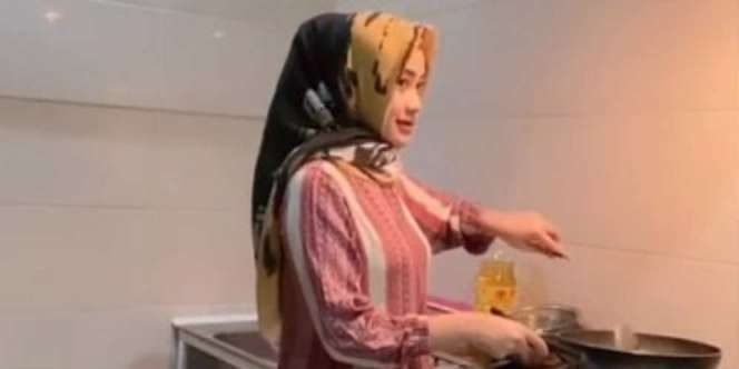 Viral Curahan Wanita di Rumah Mertua, Dijelekin di Depan Suami