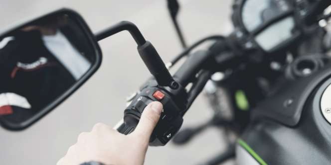 Punya Motor Injeksi Jangan Langsung Starter Sehabis Putar Kunci, Ini Alasannya