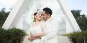 Bantah Hamil Sebelum Nikah, Ini Kata Jenita Janet Soal Perut Buncit di Resepsi
