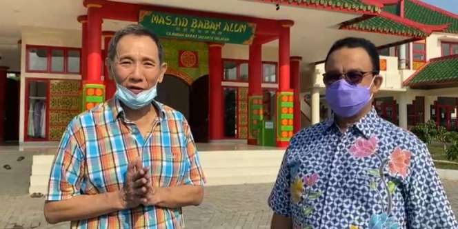 Diam-Diam, Anies Baswedan Kunjungi Masjid Babah Alun Desari
