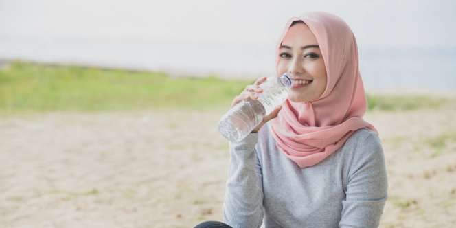 4 Makanan dan Minuman yang Bisa Hilangkan Lemak Tubuh