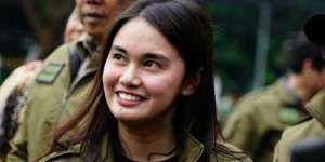 Pesona Farah Nahlia, Putri Kapolda Metro Baru yang Jadi Anggota DPR Termuda