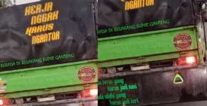 Tulisan di Belakang Truk Ini Bikin Ngakak!