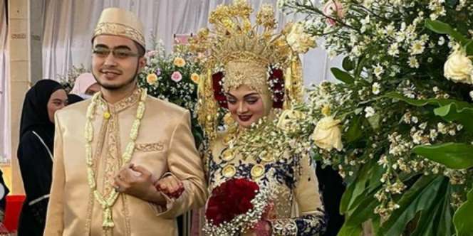 Pesona Najwa Shihab, Putri Habib Rizieq di Hari Pernikahan