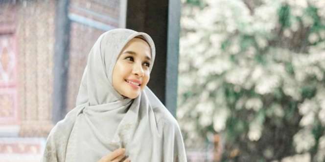 Kening Laudya Cynthia Bella di Foto Shireen Sungkar Bikin Salfok