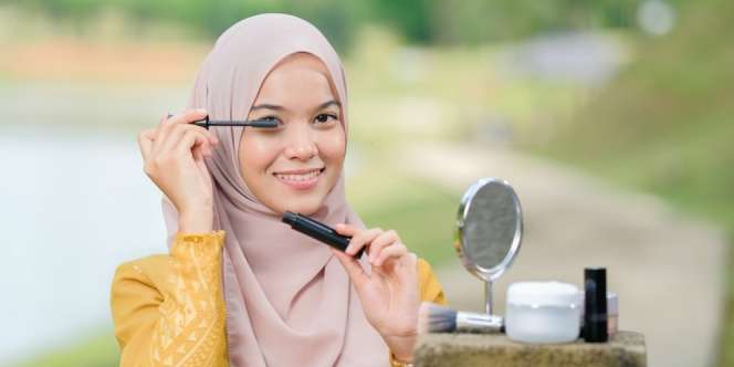 Ketahui Seputar Makeup yang Bersifat Waterproof
