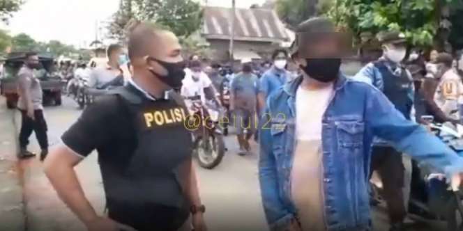 Heboh! Pria Ngompol Saat Ditegur Polisi