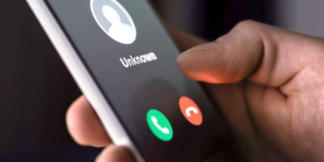 Diminta Kode OTP Usai Hadiah Pulsa Rp100 Ribu, Tabungan Ratusan Juta Dibobol