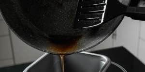 VW Gunakan Minyak Jelantah Buat Bahan Bakar Kapal Pengantar Mobil