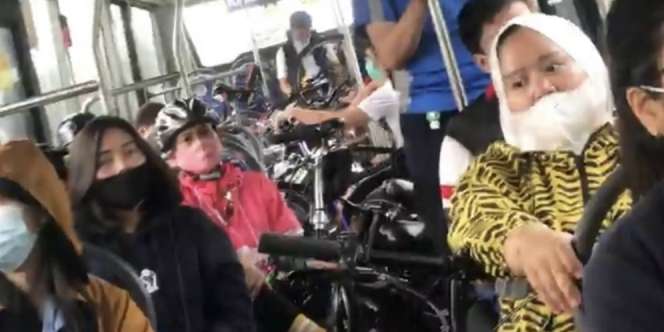 Viral Rombongan Pesepeda Naik Bus, Bikin Susah Penumpang Lain