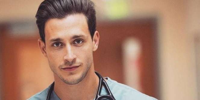 Foto-fotonya Tersebar, Dokter Tampan Ini Jadi Sorotan Dunia