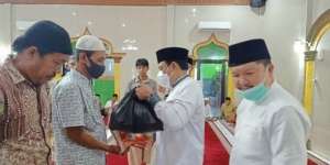 Sembako Apresiasi Untuk Guru Ngaji, Rubiyah, dan Penggali Kubur di Kota Bengkulu