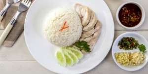 Curhat Ibu Lihat Gaji Kecil Anak yang Akhirnya Resign dan Jualan Nasi Ayam