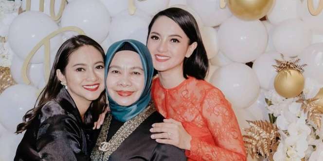 Firasat Ririn Ekawati Sebelum Ibunda Meninggal Dunia