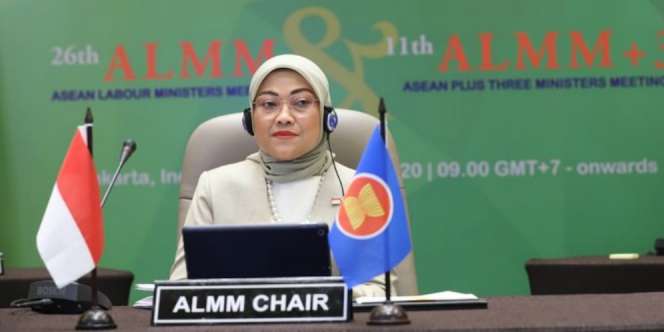 Menaker Ida Fauziyah Positif Covid-19