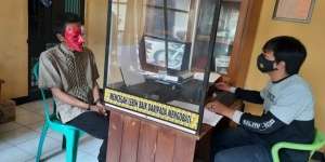 Terdengar Aduh di Toa Masjid, Pelantun Sholawat Subuh Digetok Pemuda Stres