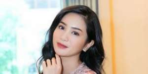 Singkat dan Menohok! Reaksi Bunga Zainal Dengar Pejabat Korupsi di Masa Pandemi