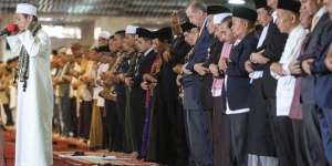 8 Tata Cara Khutbah Jumat Sesuai Sunnah, Lengkap dengan Syarat dan Rukunnya