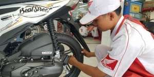 5 Hal Ini Bikin Ban Motor Bocor Halus