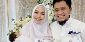 Anak ke Empat Oki Setiana Dewi Harus Pakai Selang untuk Makan