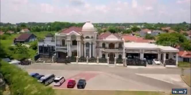 Potret Rumah Mewah Haidar Aziz, Pria 'Sultan' yang Beli Telur Pakai Mobil Sport