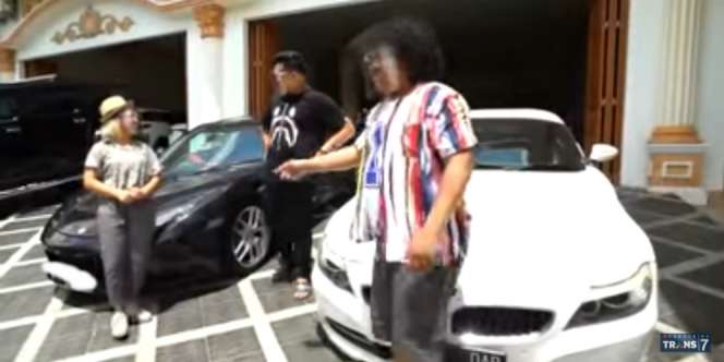 Deretan Mobil Mewah Anak Sultan yang Disuruh Ibunda Beli Telur di Mal