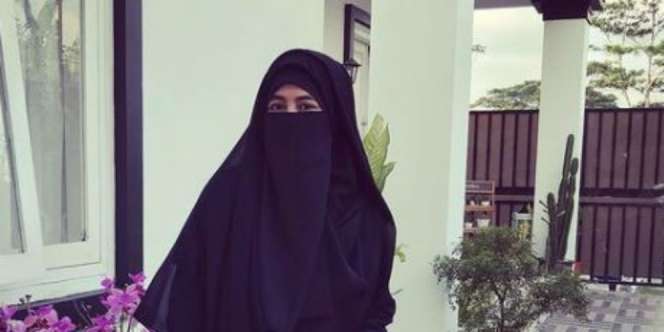 Ditegur Karena Legging Terlihat Saat Bersepeda, Umi Pipik: `Disesuaikan Aja Say`