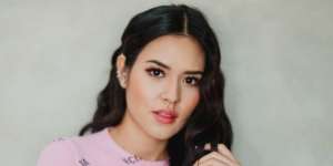 Pakai Sepatu 'Wiro Sableng', Gaya Raisa Dicibir