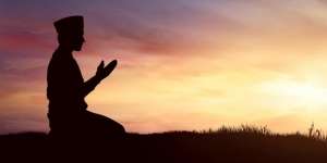 Cara Qodho Sholat Magrib dan Isya Saat Berjamaah