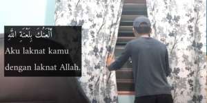 Video Ketukan Misterius di Jendela Tengah Malam, Hilang Usai Baca Ayat Ini