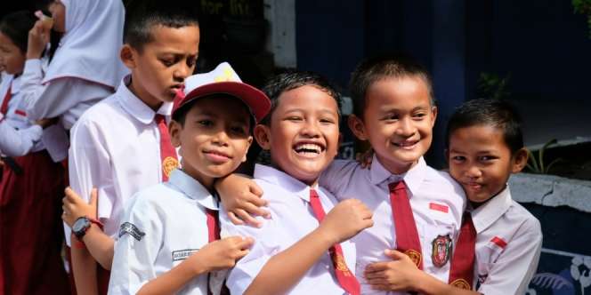 Viral Bocah SD Ditanya Tugas Ibu di Rumah, Dijawab Main TikTok!
