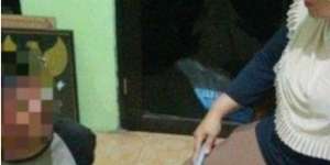 Viral Emak-Emak di Cengkareng Lumpuhkan Pencuri Motor Pakai Gagang Sapu