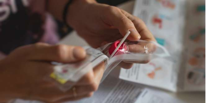 Lakukan Swab Antigen Mandiri di Rumah, Amankah?