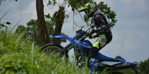 Begini Teknik Menaklukkan Jalur Offroad Tanjakan dan Turunan
