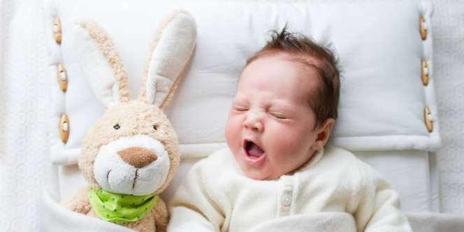 Bayi Terbangun dan Menangis Histeris, Bisa Jadi Ini Sebabnya