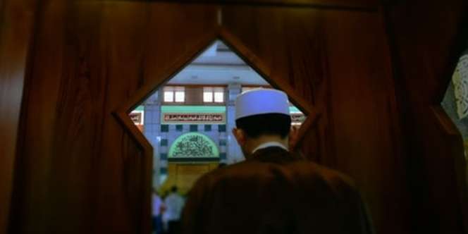 Tata Cara Sholat Istikharah dan Ketentuan Boleh Diulang Sampai Dapat Petunjuk