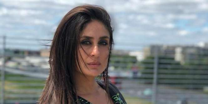 Kareena Kapoor Hamil Tua, Pamer Baby Bump Pakai Sport Bra