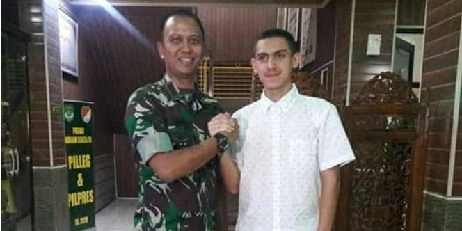 Jalani Latihan Table Manner di Akmil, 'Taruna Bule' Enzo Bikin Salah Fokus