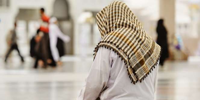 Doa Sesudah Sholat Fardhu Berjamaah Beserta Keutamaannya Bagi Kehidupan