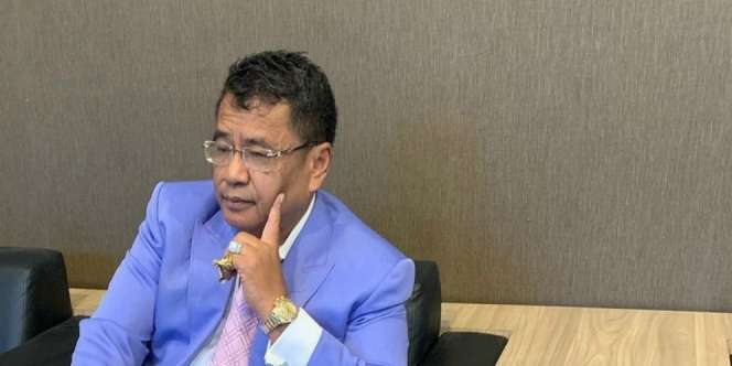 Antrean Mengular, Hotman Paris `Semprot` Pimpinan Kesehatan Bandara Soetta